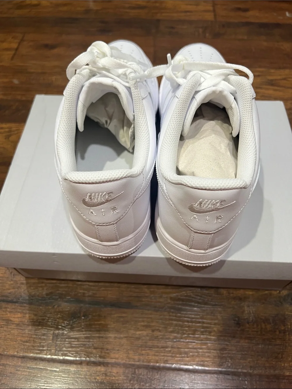 Nike Men's White Air Force 1 ‘07